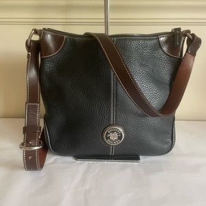 DOONEY & BOURKE Medium crossbody Shoulder  Bag in Black